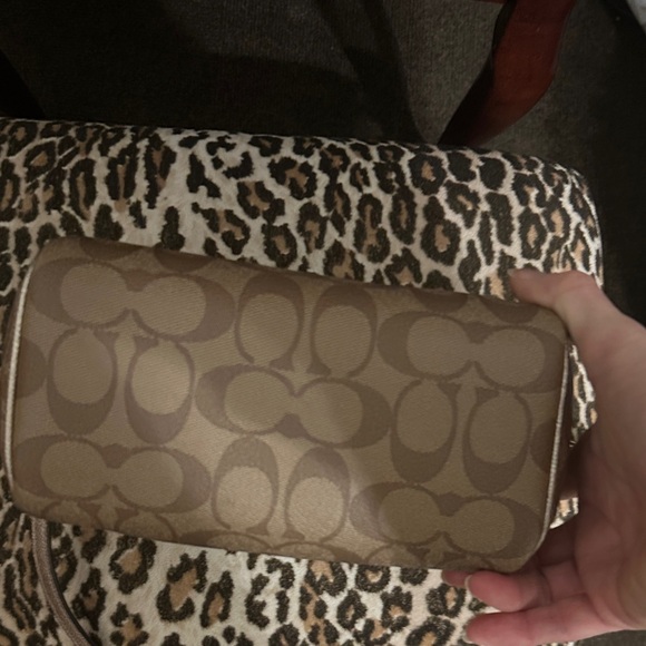 Coach Signature Brown Crossbody Bag champagne color - Picture 8 of 10